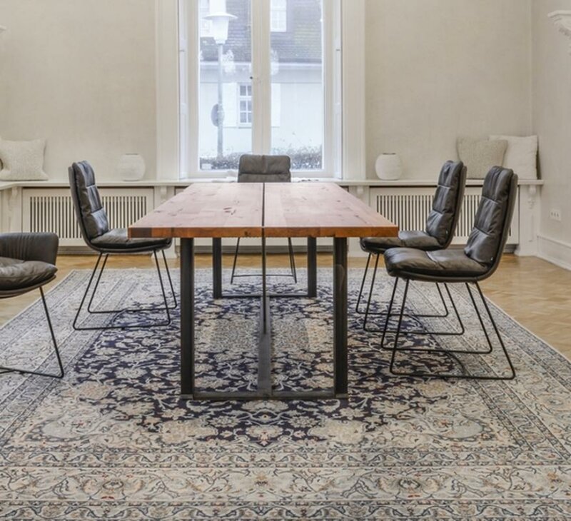 KFF Arva Stuhl Drahtkufengestell