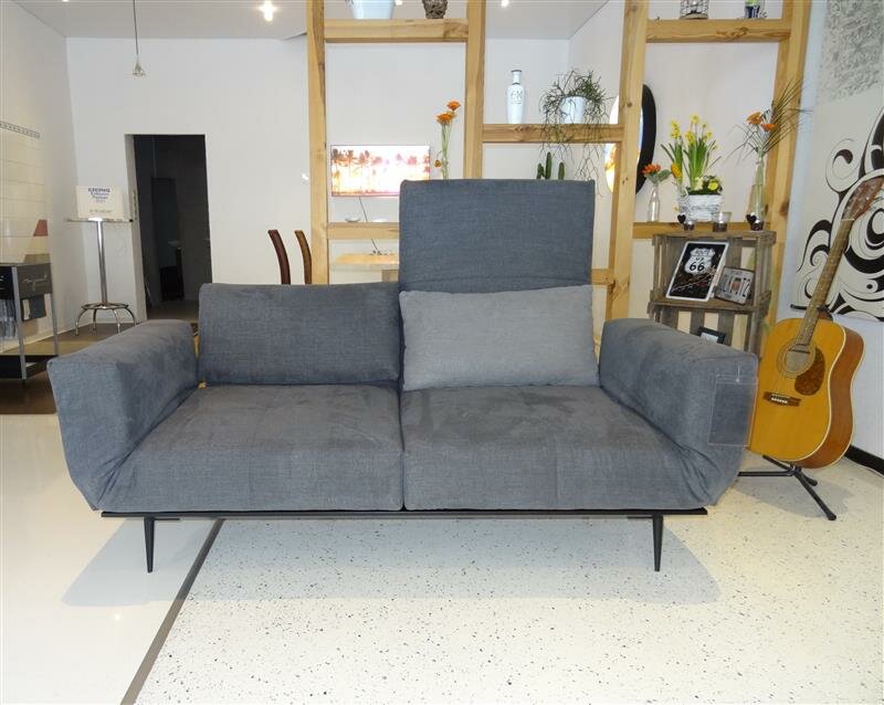 Franz Fertig Jill Sofa mit Rasterarmlehne