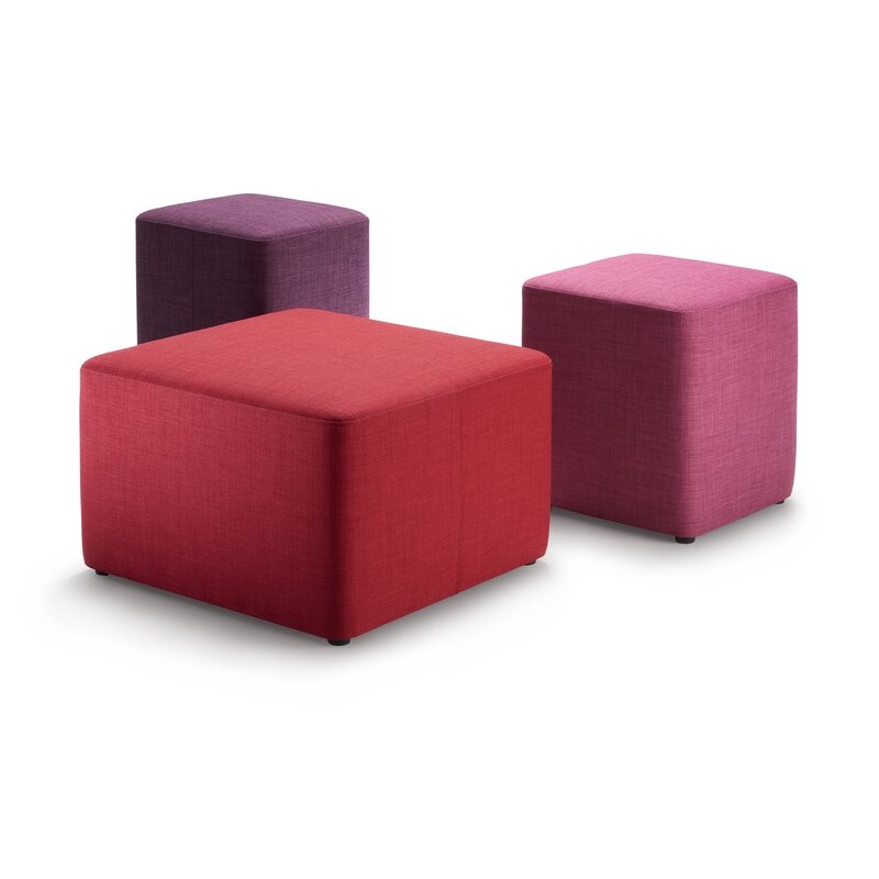 Signet Bono Hocker